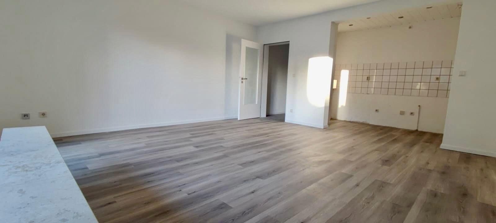 Prenájom bytu 3-izbový 64 m², Paderborn, Severné Porýnie - Westfálsko Prenájom bytu 3-izbový 64 m², Paderborn, Severné Porýnie - Westfálsko
