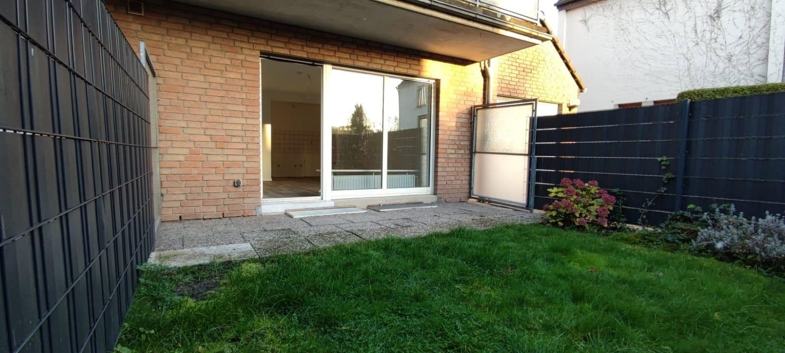 Prenájom bytu 3-izbový 64 m², Paderborn, Severné Porýnie - Westfálsko Prenájom bytu 3-izbový 64 m², Paderborn, Severné Porýnie - Westfálsko