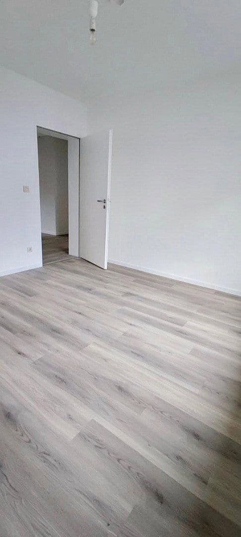 Prenájom bytu 3-izbový 64 m², Paderborn, Severné Porýnie - Westfálsko Prenájom bytu 3-izbový 64 m², Paderborn, Severné Porýnie - Westfálsko