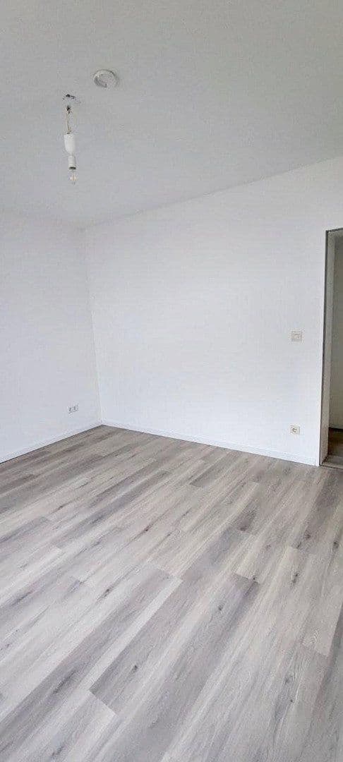 Prenájom bytu 3-izbový 64 m², Paderborn, Severné Porýnie - Westfálsko Prenájom bytu 3-izbový 64 m², Paderborn, Severné Porýnie - Westfálsko