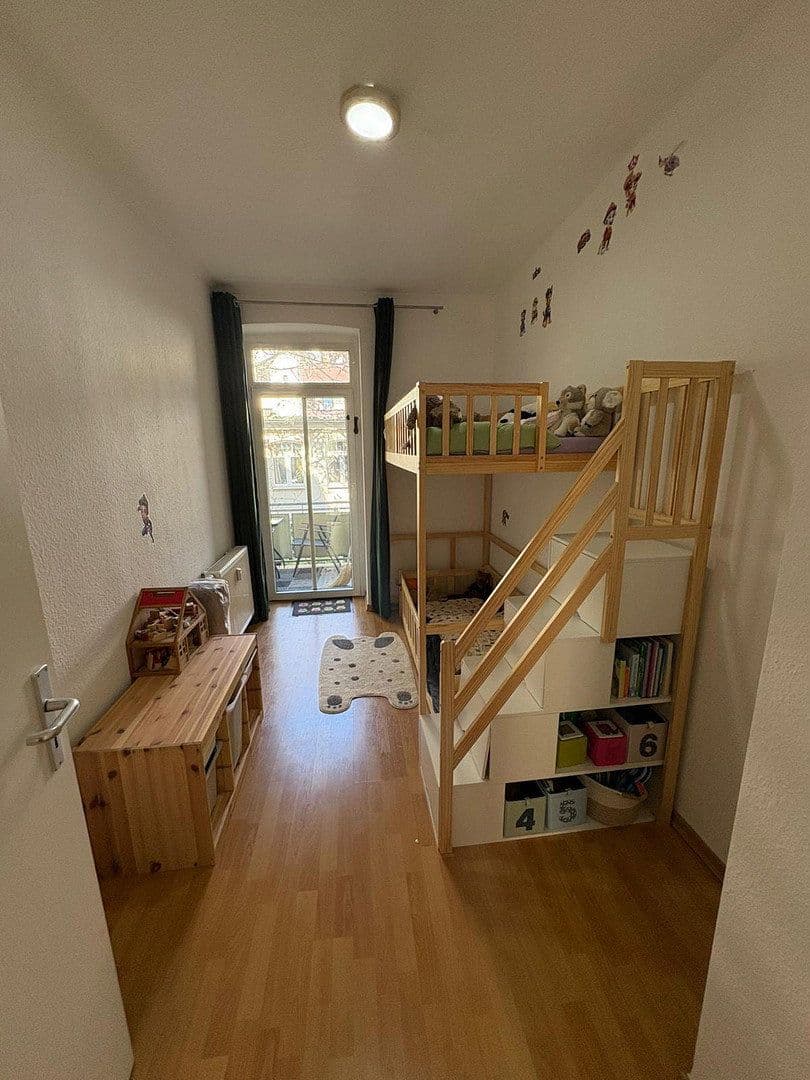 Prenájom bytu 3-izbový 73 m², Charlottenstrasse 2, Leipzig, Sasko Prenájom bytu 3-izbový 73 m², Charlottenstrasse 2, Leipzig, Sasko