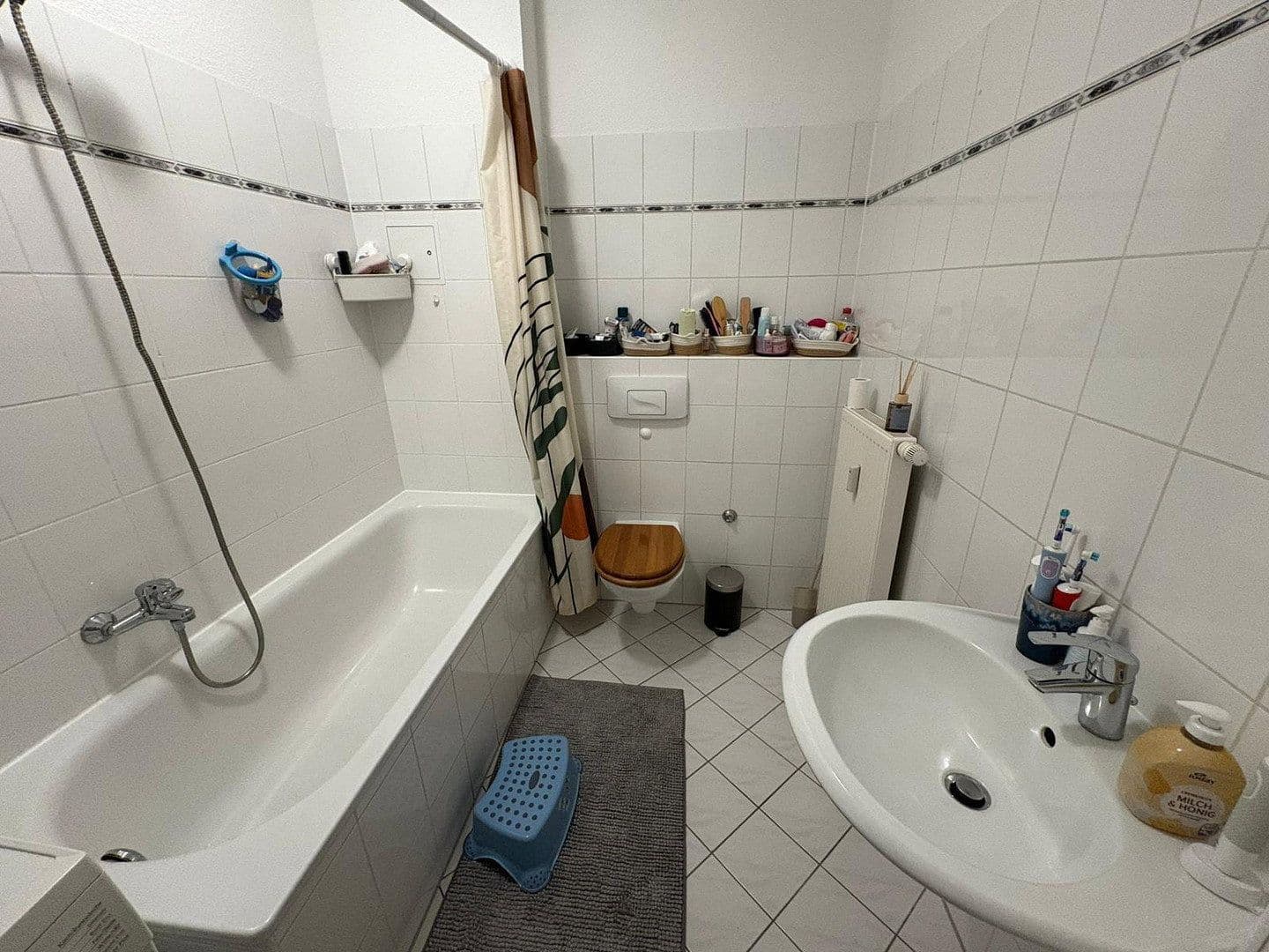 Prenájom bytu 3-izbový 73 m², Charlottenstrasse 2, Leipzig, Sasko Prenájom bytu 3-izbový 73 m², Charlottenstrasse 2, Leipzig, Sasko