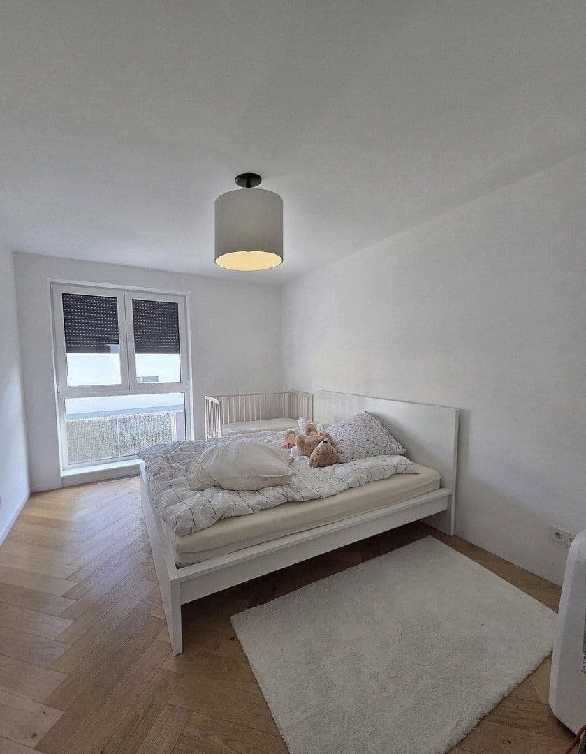 Predaj domu 185 m², pozemek 300 m², Röthenbach an der Pegnitz, Bavorsko Predaj domu 185 m², pozemek 300 m², Röthenbach an der Pegnitz, Bavorsko