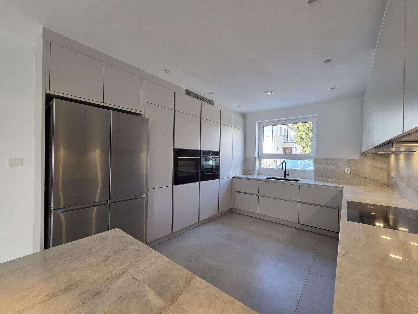 Predaj domu 185 m², pozemek 300 m², Röthenbach an der Pegnitz, Bavorsko Predaj domu 185 m², pozemek 300 m², Röthenbach an der Pegnitz, Bavorsko