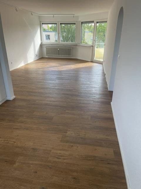 Prenájom bytu 4-izbový 99 m², Amberg, Bavorsko Prenájom bytu 4-izbový 99 m², Amberg, Bavorsko
