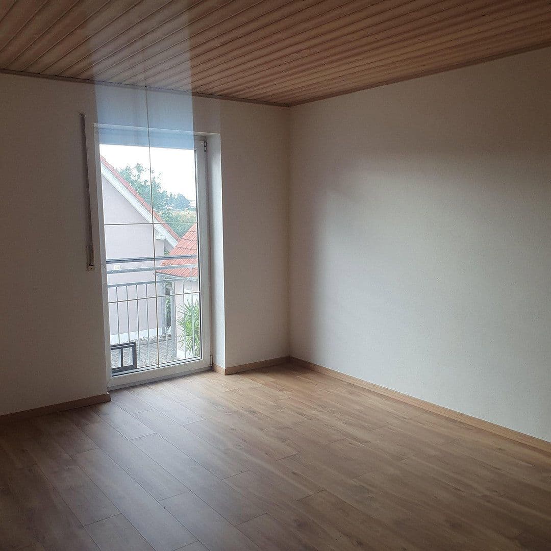 Predaj domu 125 m², pozemek 425 m², Pettenkofer Str. 21, Weichering OT Lichtenau, Bavorsko Predaj domu 125 m², pozemek 425 m², Pettenkofer Str. 21, Weichering OT Lichtenau, Bavorsko