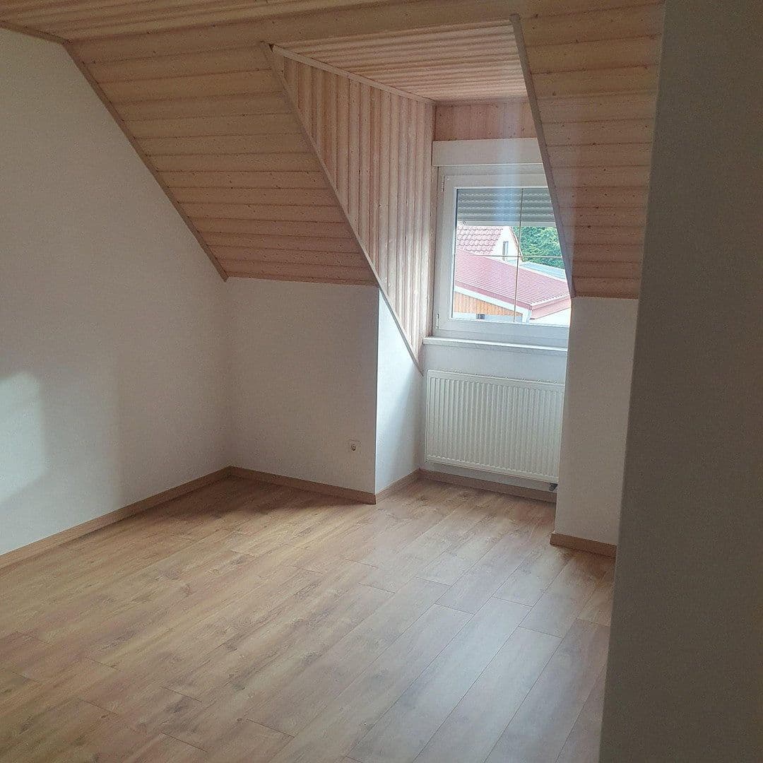 Predaj domu 125 m², pozemek 425 m², Pettenkofer Str. 21, Weichering OT Lichtenau, Bavorsko Predaj domu 125 m², pozemek 425 m², Pettenkofer Str. 21, Weichering OT Lichtenau, Bavorsko
