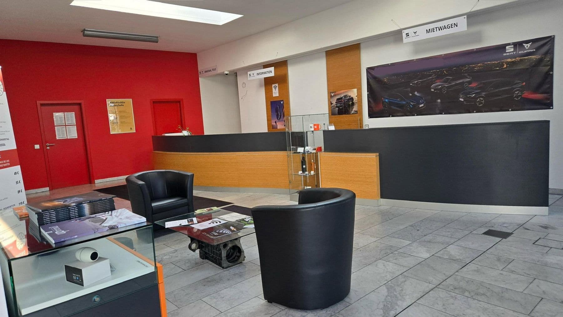 Predaj nebytového priestoru 6.900 m², Gewerbestrasse 2-4, Zell am Main, Bavorsko Predaj nebytového priestoru 6.900 m², Gewerbestrasse 2-4, Zell am Main, Bavorsko