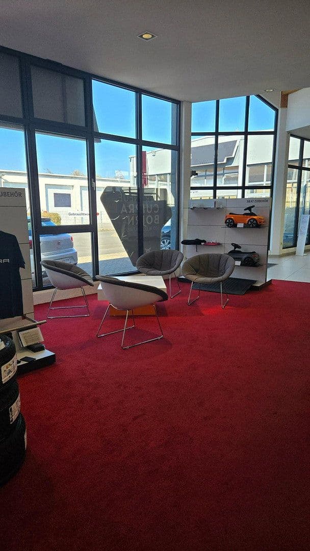 Predaj nebytového priestoru 6.900 m², Gewerbestrasse 2-4, Zell am Main, Bavorsko Predaj nebytového priestoru 6.900 m², Gewerbestrasse 2-4, Zell am Main, Bavorsko