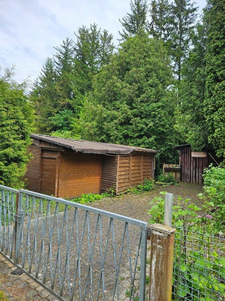 Predaj pozemku 600 m², Am Krebsbach 63 ( mittleres Grundstück ), Karlsfeld, Bavorsko Predaj pozemku 600 m², Am Krebsbach 63 ( mittleres Grundstück ), Karlsfeld, Bavorsko