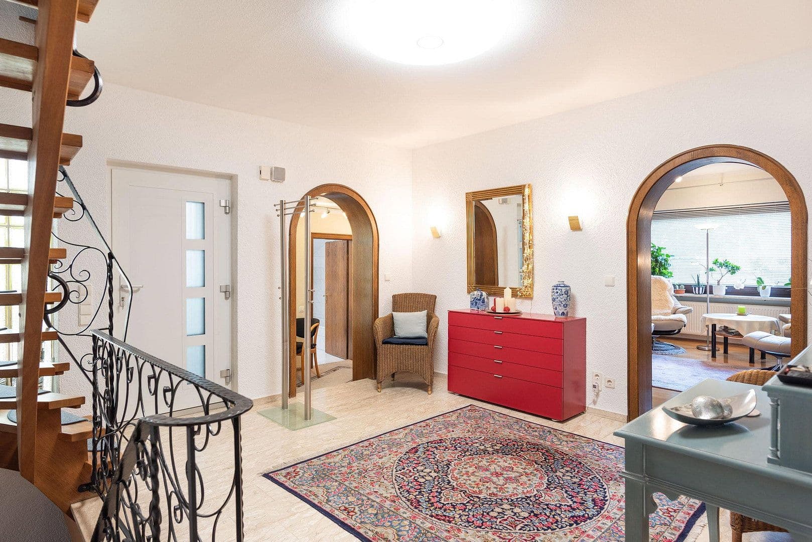 Predaj domu 330 m², pozemek 1.041 m², Erlangen, Bavorsko Predaj domu 330 m², pozemek 1.041 m², Erlangen, Bavorsko