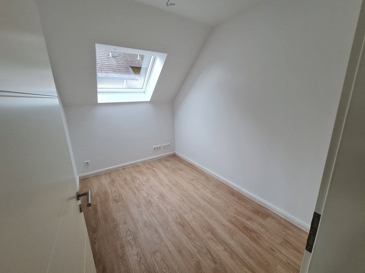 Prenájom bytu 2-izbový 75 m², Hamburg, Hamburg Prenájom bytu 2-izbový 75 m², Hamburg, Hamburg