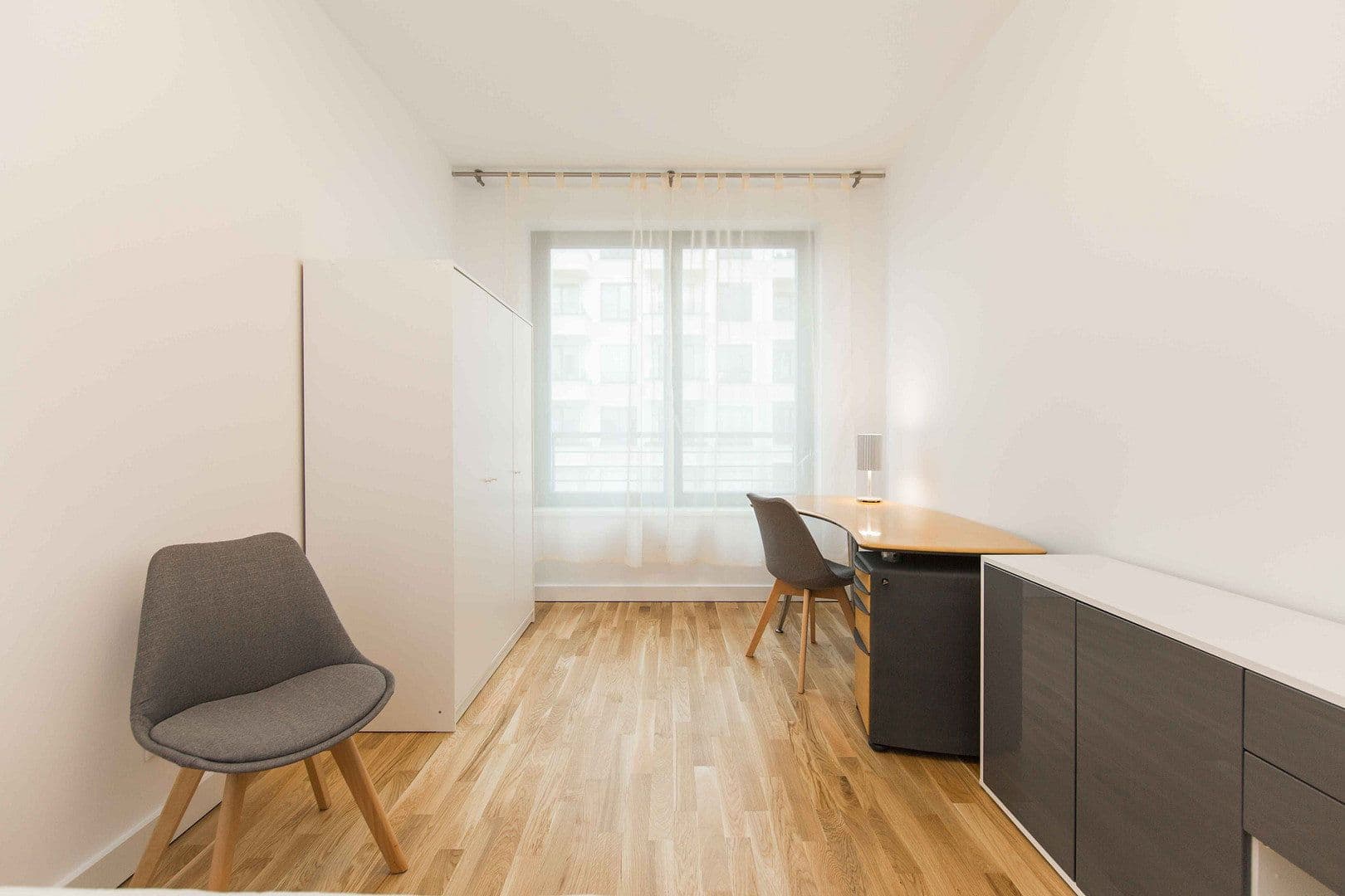 Prenájom bytu 3-izbový 85 m², Berlin, Berlín Prenájom bytu 3-izbový 85 m², Berlin, Berlín