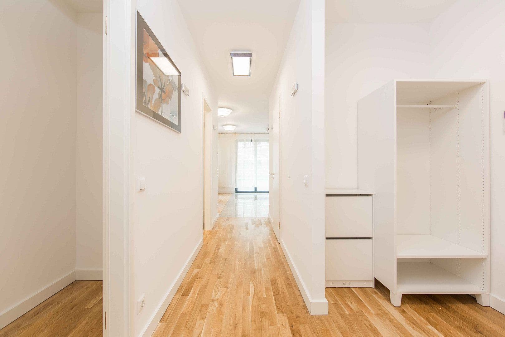 Prenájom bytu 3-izbový 85 m², Berlin, Berlín Prenájom bytu 3-izbový 85 m², Berlin, Berlín