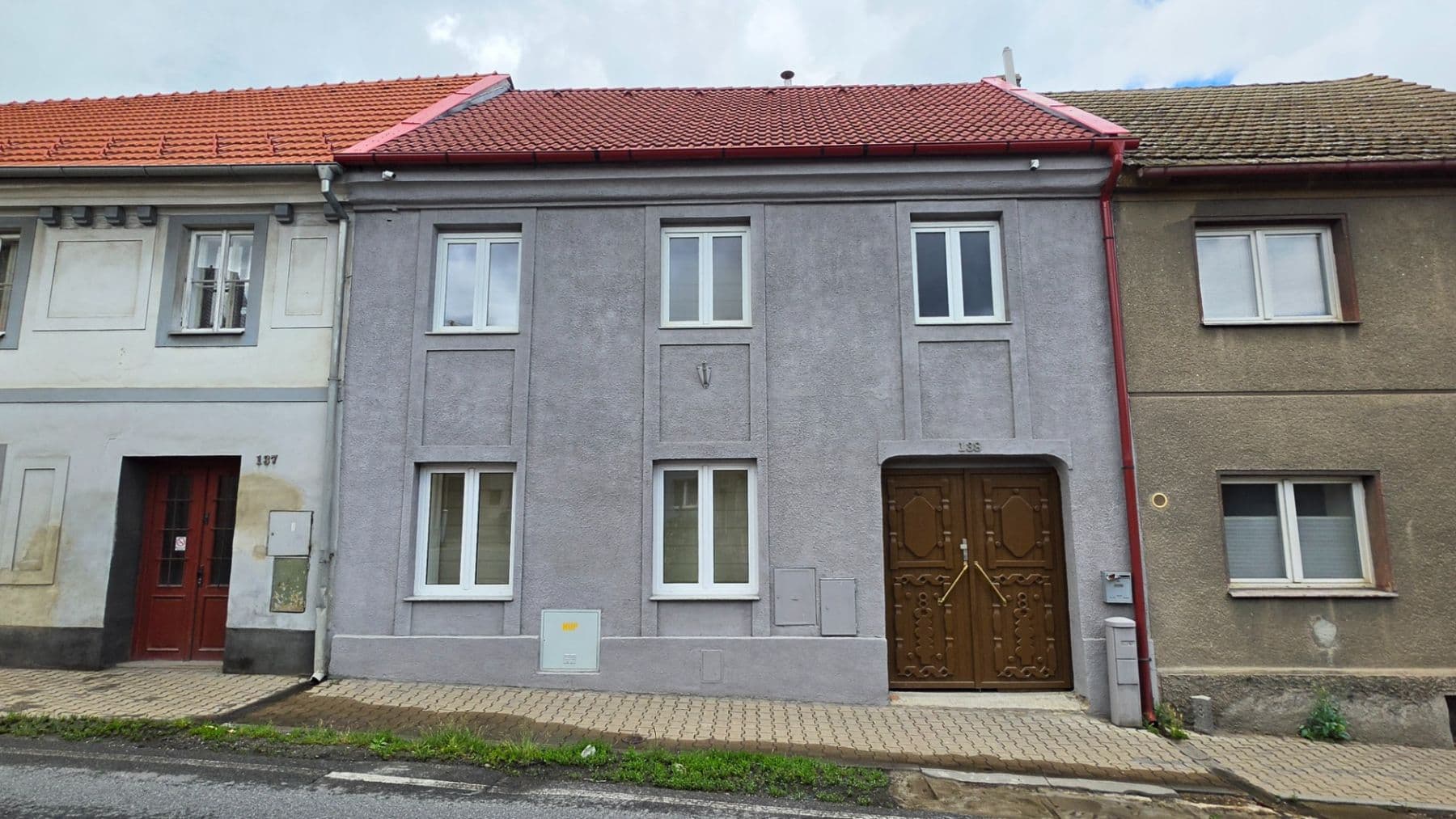Predaj domu 254 m², pozemek 298 m², Slánská, Smečno, Středočeský kraj Predaj domu 254 m², pozemek 298 m², Slánská, Smečno, Středočeský kraj