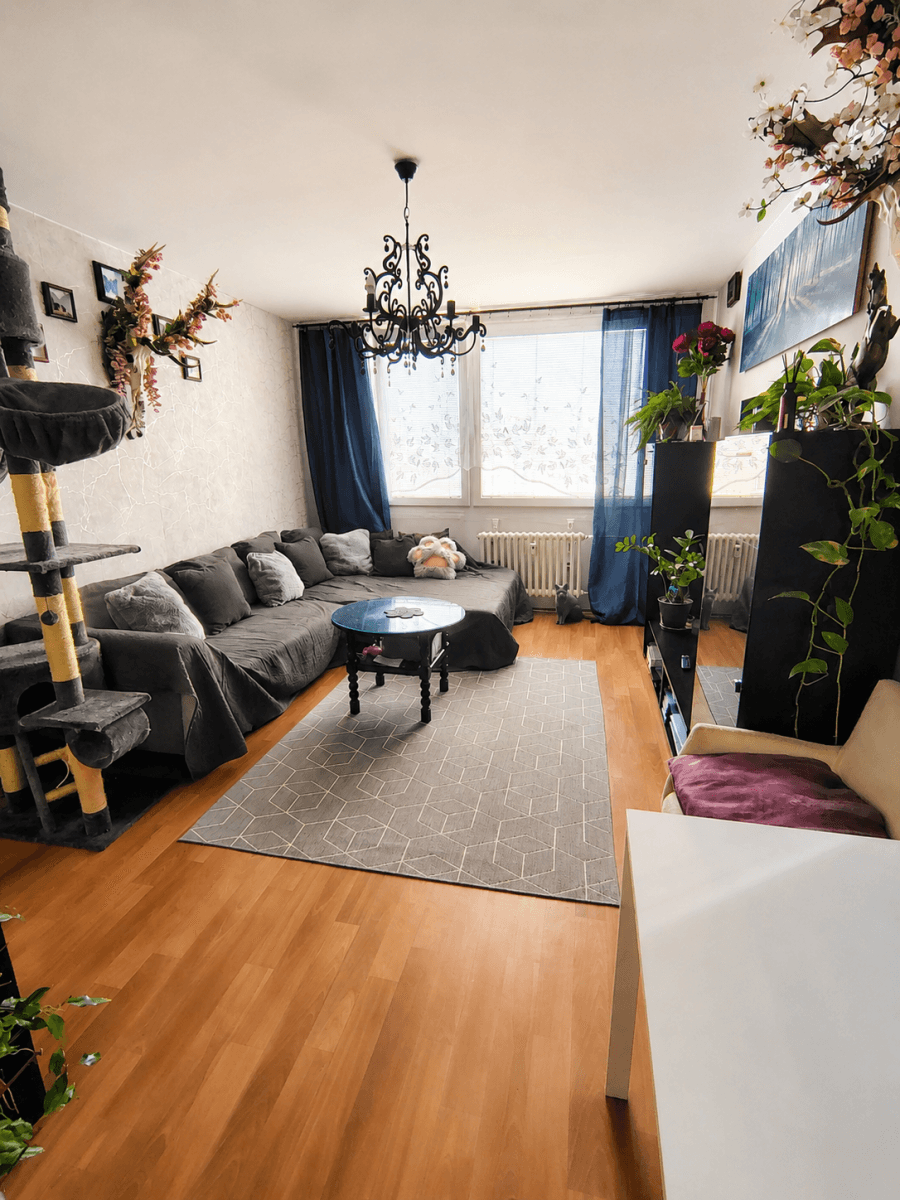 Predaj bytu 3-izbový 57 m², Radomská, Praha, Praha Predaj bytu 3-izbový 57 m², Radomská, Praha, Praha