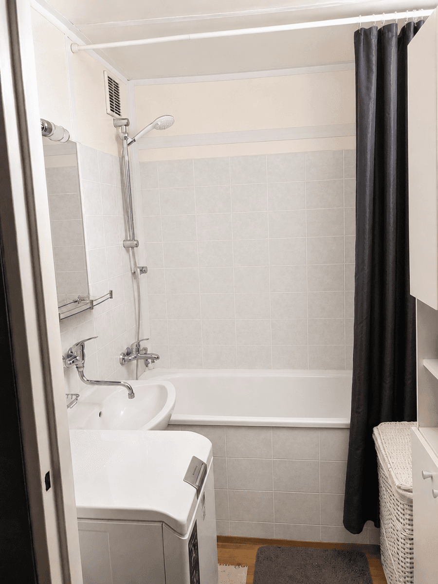Predaj bytu 3-izbový 60 m², Radomská, Praha, Praha Predaj bytu 3-izbový 60 m², Radomská, Praha, Praha