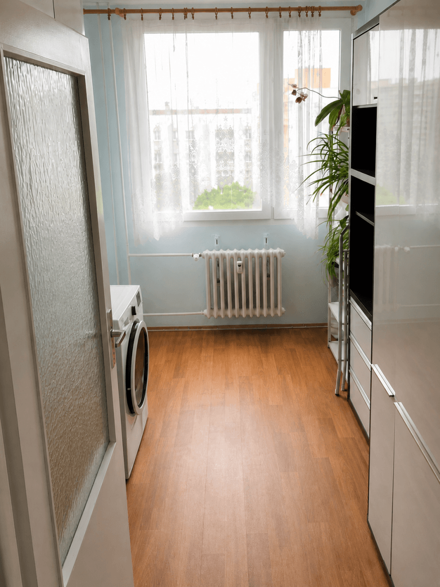 Predaj bytu 3-izbový 60 m², Radomská, Praha, Praha Predaj bytu 3-izbový 60 m², Radomská, Praha, Praha