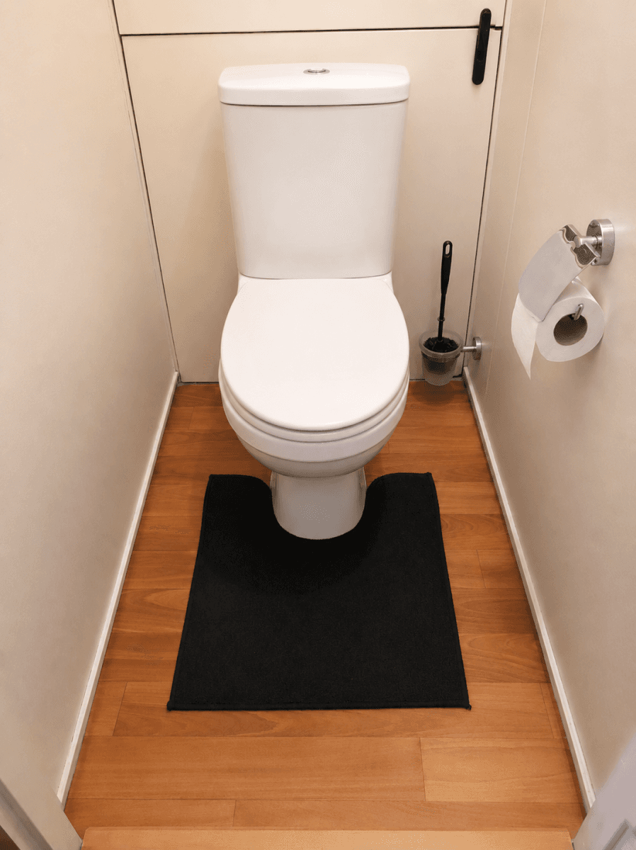 Predaj bytu 3-izbový 60 m², Radomská, Praha, Praha Predaj bytu 3-izbový 60 m², Radomská, Praha, Praha