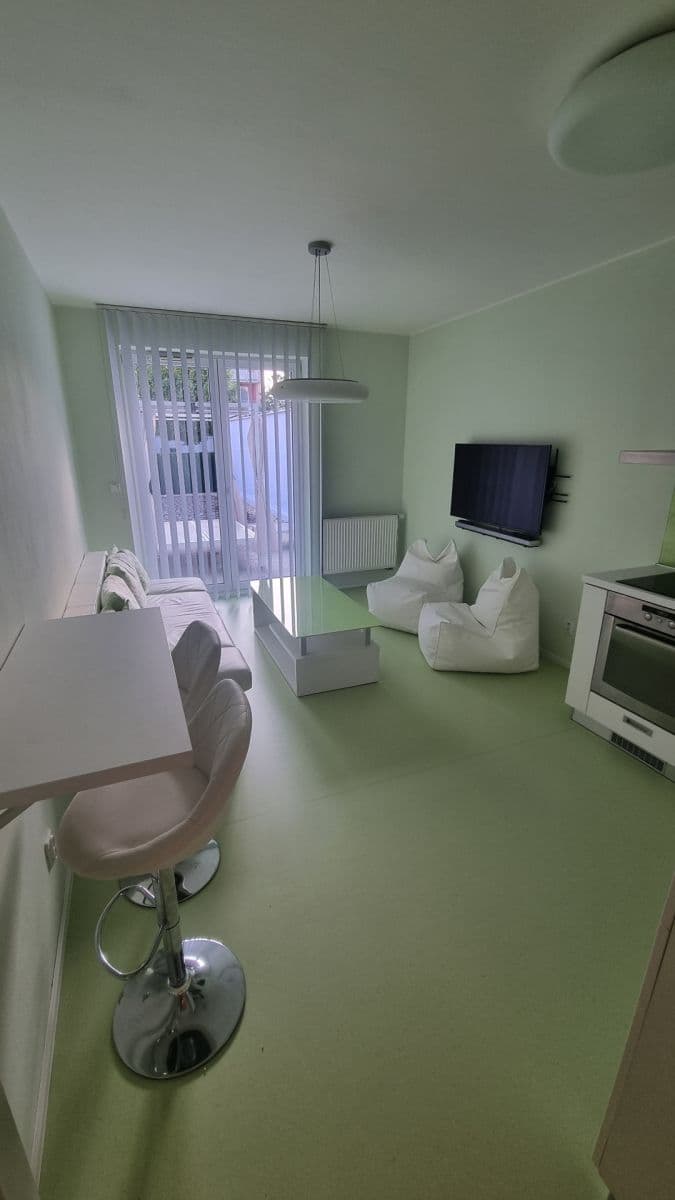 Predaj bytu 3-izbový 62 m², Brněnská Pole, Šlapanice, Jihomoravský kraj Predaj bytu 3-izbový 62 m², Brněnská Pole, Šlapanice, Jihomoravský kraj