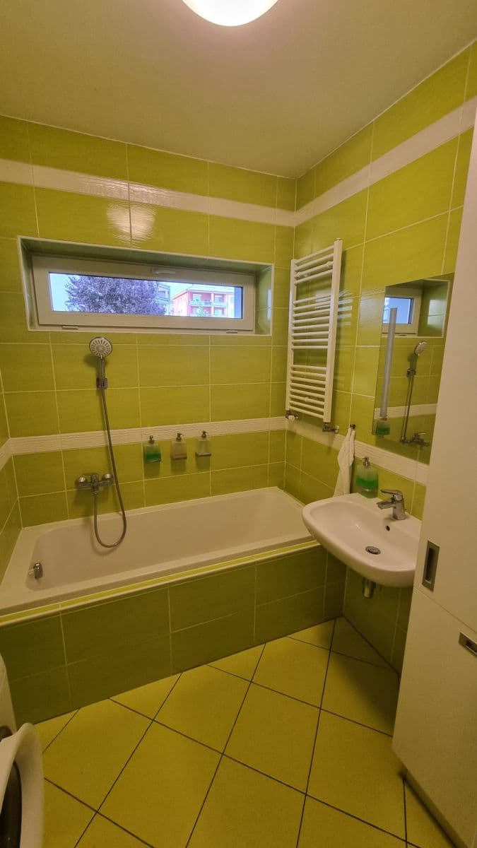 Predaj bytu 3-izbový 62 m², Brněnská Pole, Šlapanice, Jihomoravský kraj Predaj bytu 3-izbový 62 m², Brněnská Pole, Šlapanice, Jihomoravský kraj