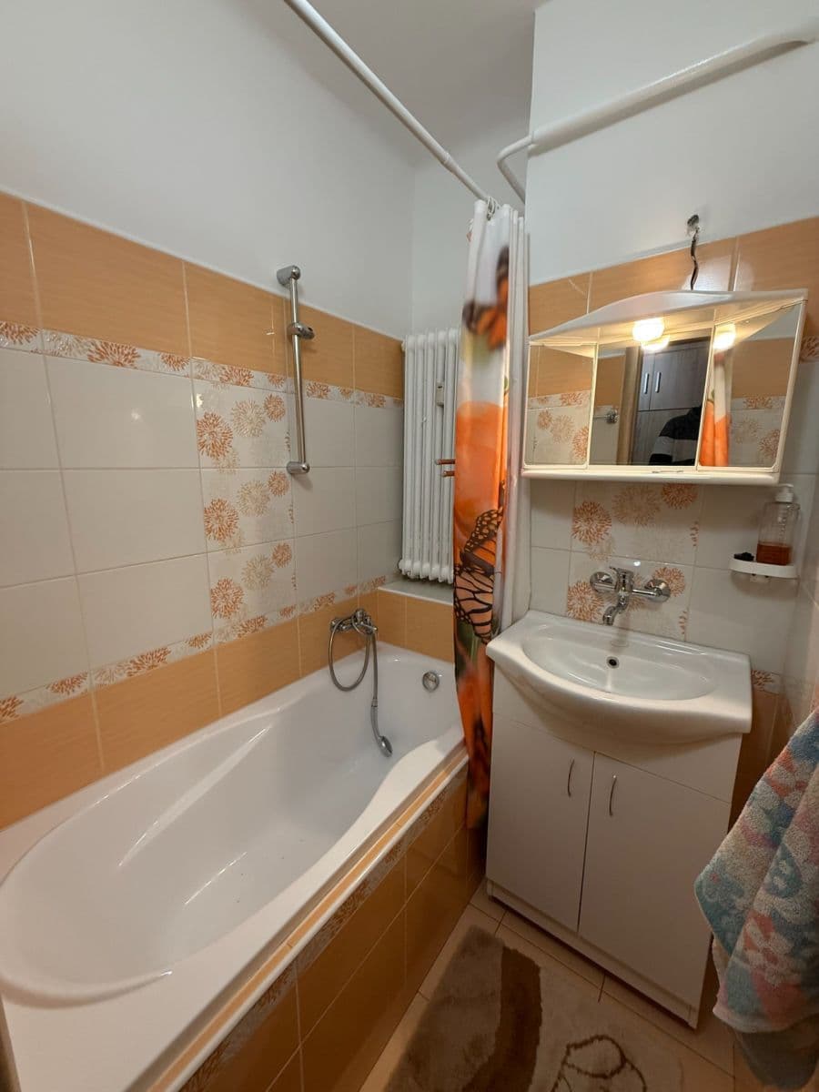 Prenájom bytu 1-izbový 37 m², Kralupská, Brandýs nad Labem-Stará Boleslav, Středočeský kraj Prenájom bytu 1-izbový 37 m², Kralupská, Brandýs nad Labem-Stará Boleslav, Středočeský kraj