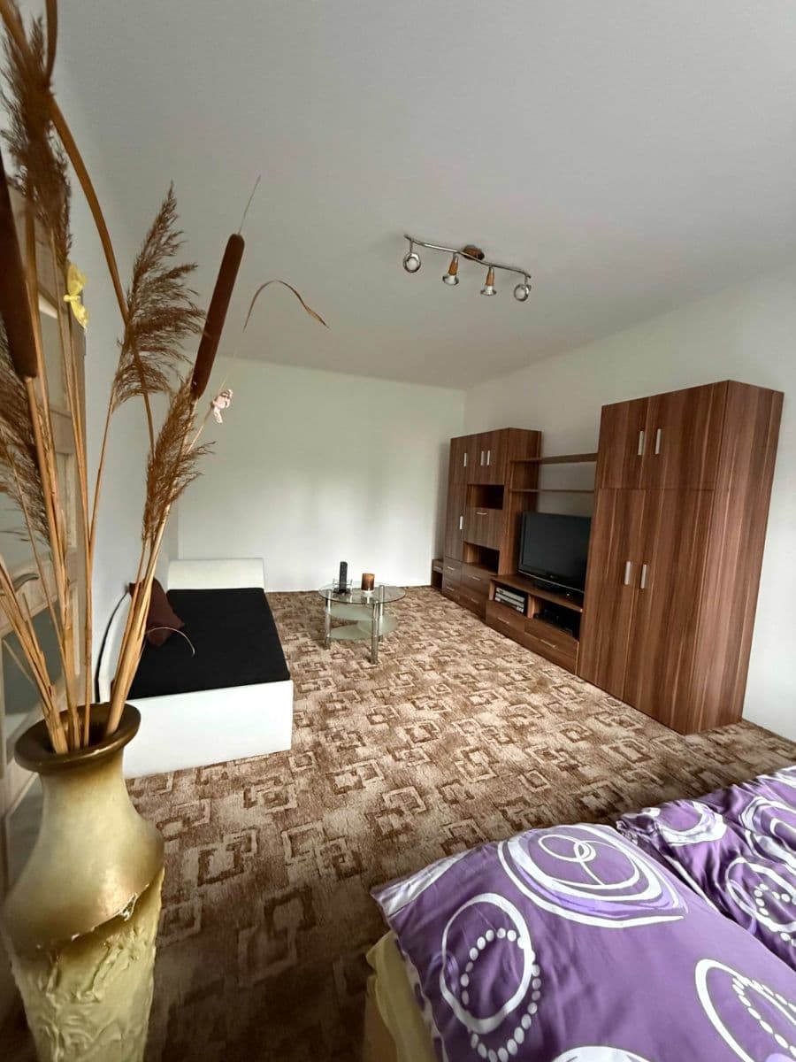 Prenájom bytu 1-izbový 37 m², Kralupská, Brandýs nad Labem-Stará Boleslav, Středočeský kraj Prenájom bytu 1-izbový 37 m², Kralupská, Brandýs nad Labem-Stará Boleslav, Středočeský kraj