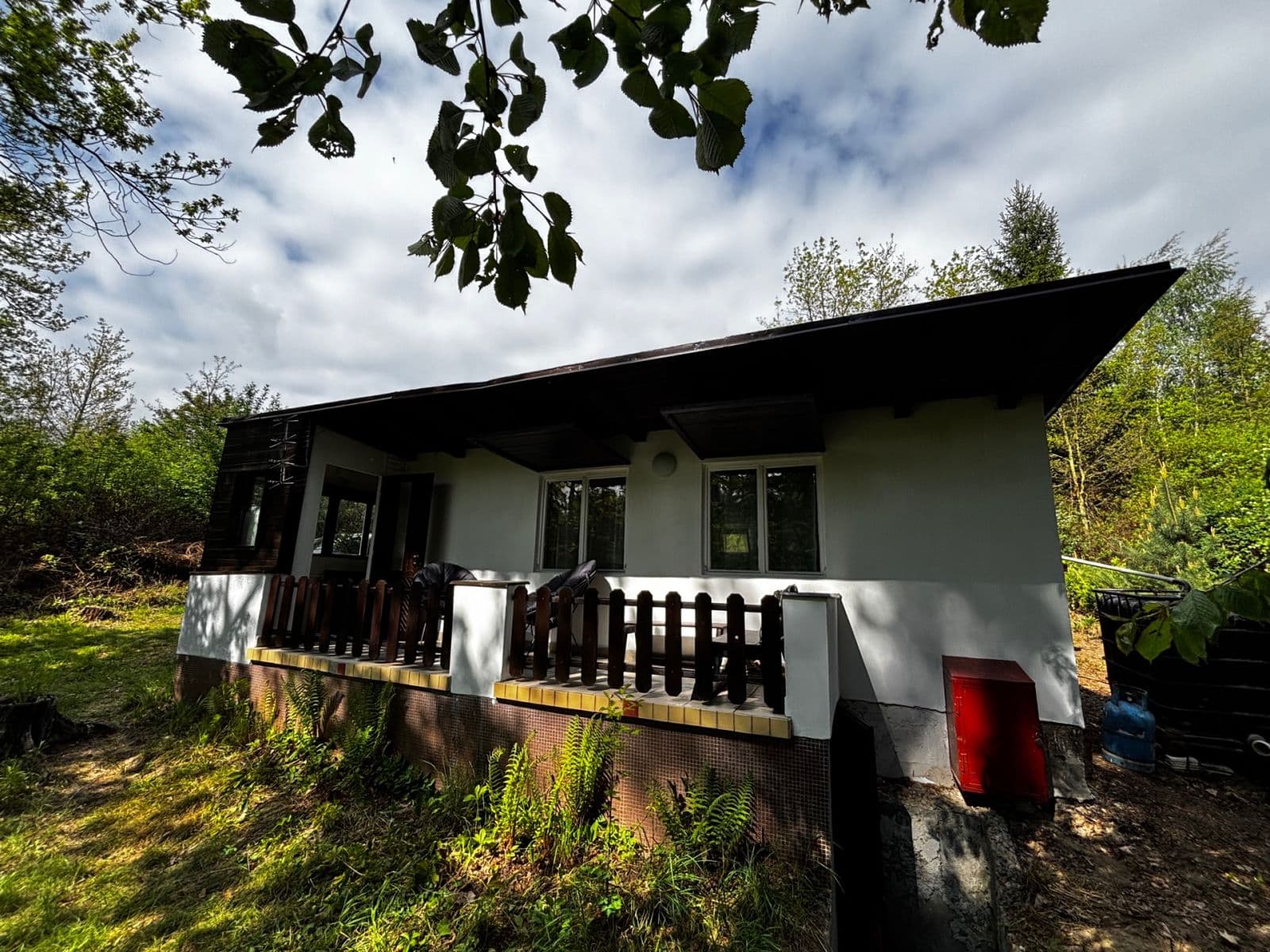 Predaj rekreačného objektu 43 m², pozemek 174 m², Slatiňany, Pardubický kraj Predaj rekreačného objektu 43 m², pozemek 174 m², Slatiňany, Pardubický kraj