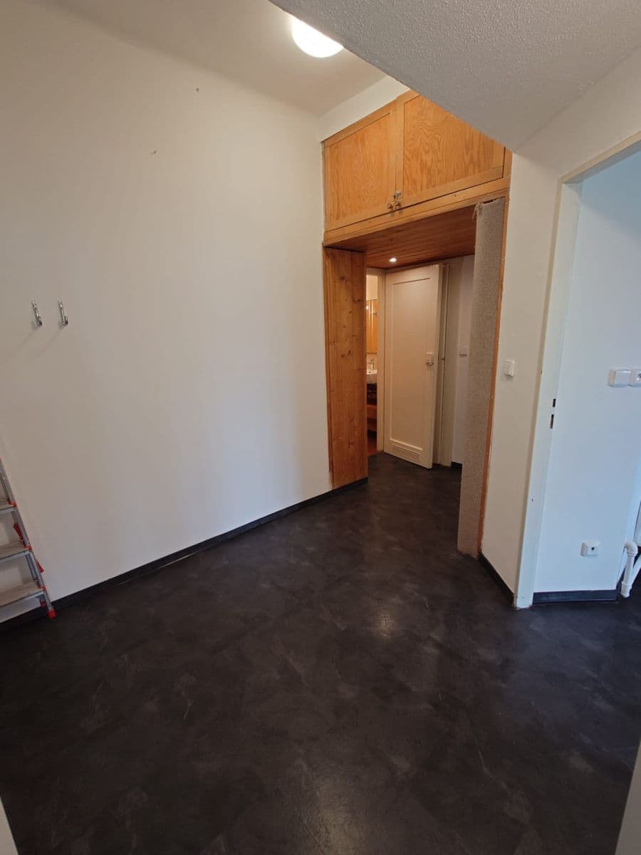 Prenájom bytu 1-izbový 44 m², Radhošťská, Praha, Praha Prenájom bytu 1-izbový 44 m², Radhošťská, Praha, Praha
