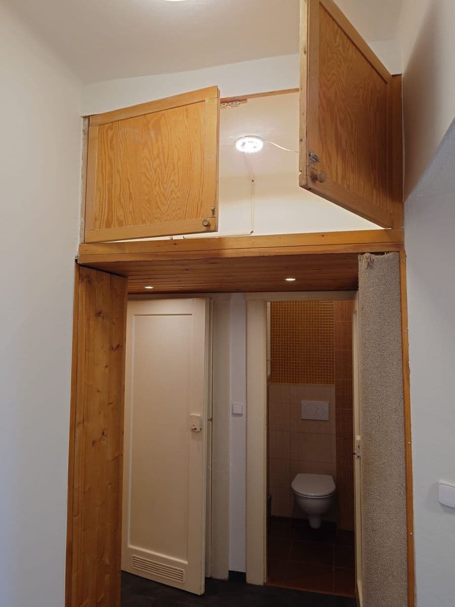 Prenájom bytu 1-izbový 44 m², Radhošťská, Praha, Praha Prenájom bytu 1-izbový 44 m², Radhošťská, Praha, Praha
