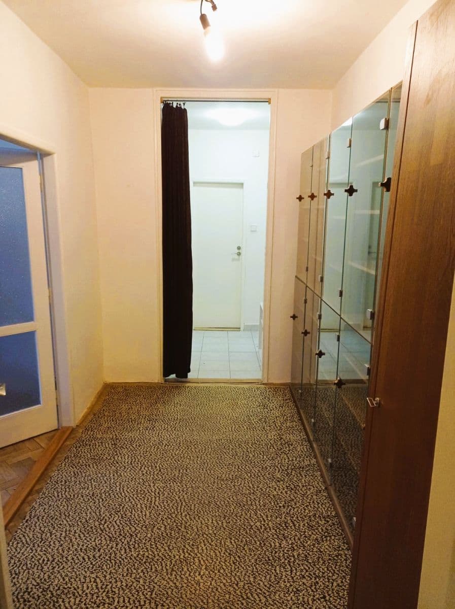Predaj bytu 2-izbový 77 m², Koulova, Praha, Praha Predaj bytu 2-izbový 77 m², Koulova, Praha, Praha