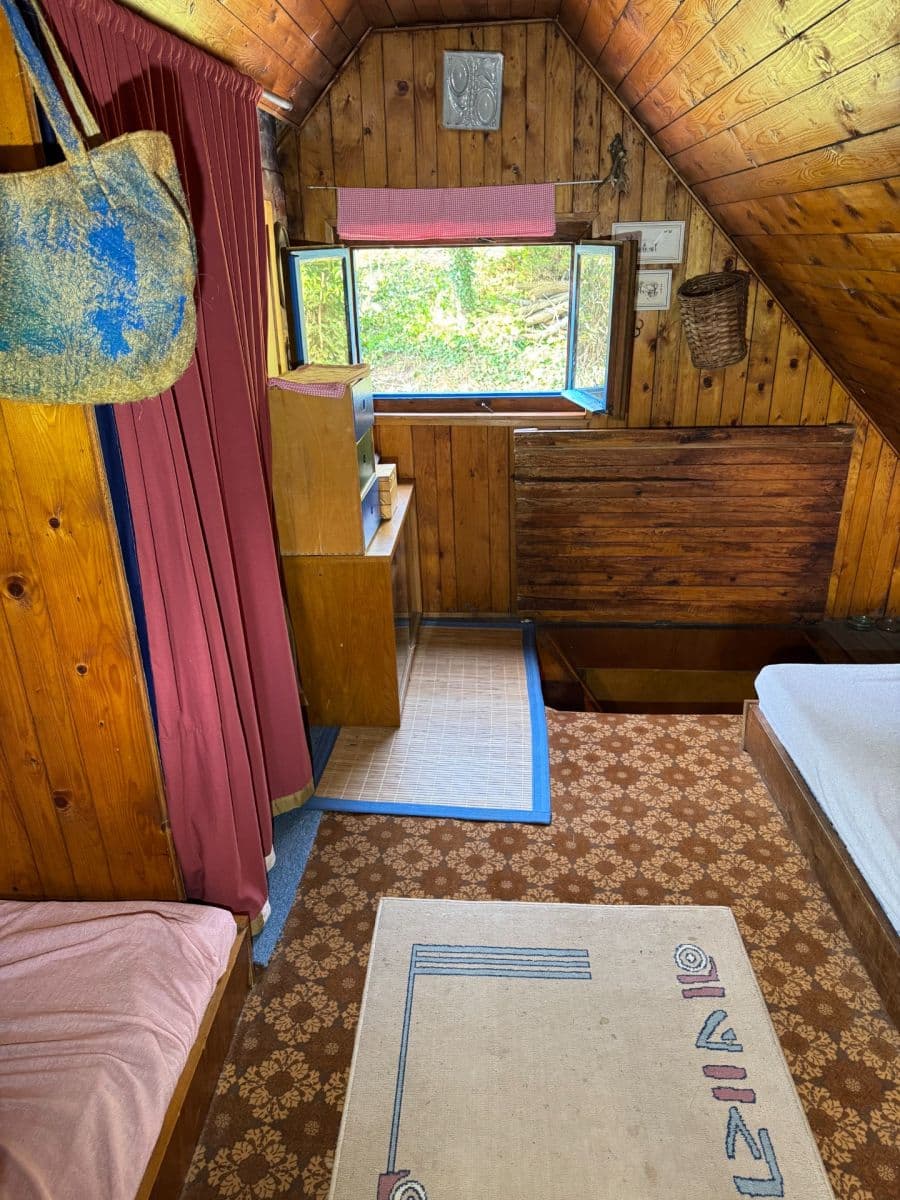 Predaj rekreačného objektu 33 m², pozemek 953 m², Račice, Středočeský kraj Predaj rekreačného objektu 33 m², pozemek 953 m², Račice, Středočeský kraj