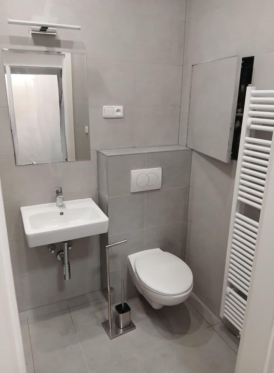 Prenájom bytu 2-izbový 34 m², Českomoravská, Praha, Praha Prenájom bytu 2-izbový 34 m², Českomoravská, Praha, Praha