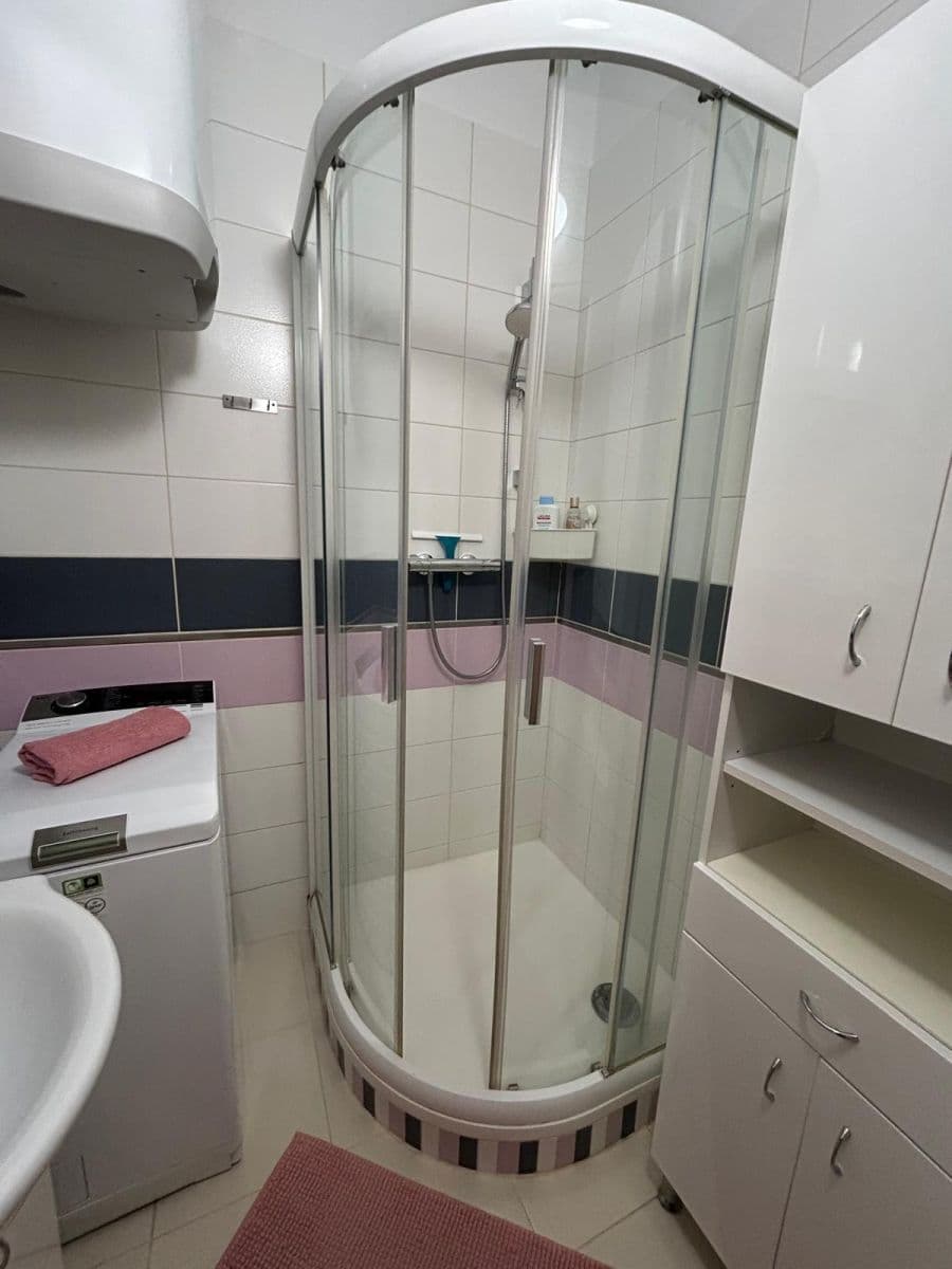 Predaj bytu 3-izbový 71 m², Kasejovice, Plzeňský kraj Predaj bytu 3-izbový 71 m², Kasejovice, Plzeňský kraj