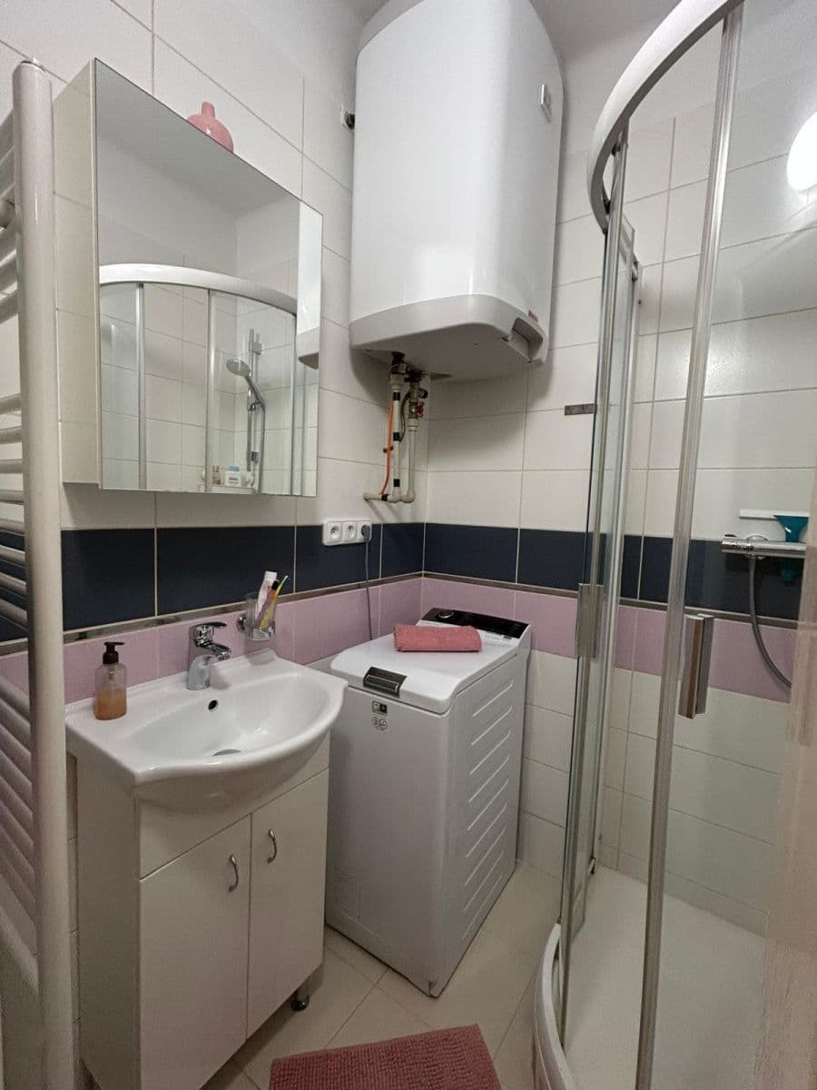 Predaj bytu 3-izbový 71 m², Kasejovice, Plzeňský kraj Predaj bytu 3-izbový 71 m², Kasejovice, Plzeňský kraj
