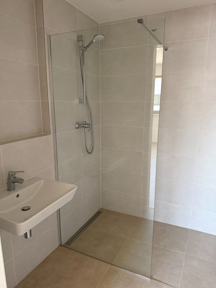Prenájom domu 143 m², pozemek 120 m², Hubačova, Praha, Praha Prenájom domu 143 m², pozemek 120 m², Hubačova, Praha, Praha