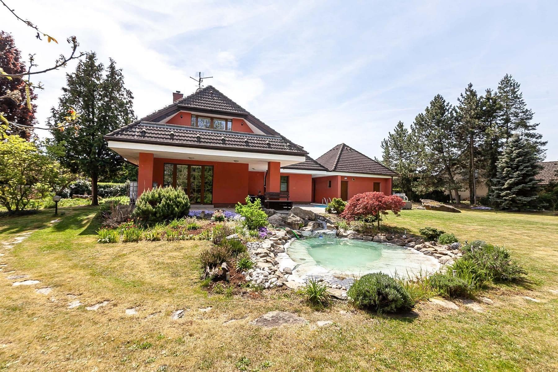 Predaj domu 243 m², pozemek 1.810 m², Nové Město nad Metují, Královéhradecký kraj Predaj domu 243 m², pozemek 1.810 m², Nové Město nad Metují, Královéhradecký kraj