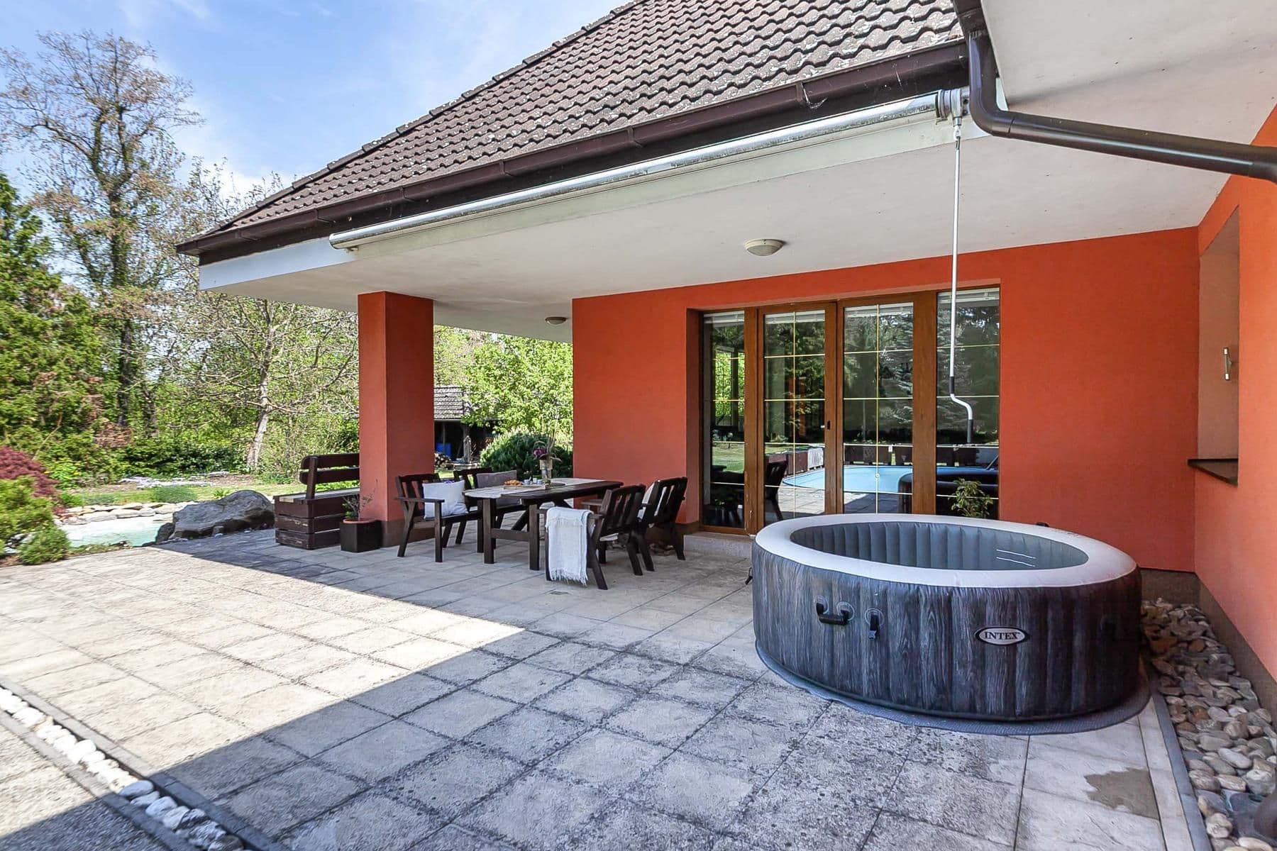 Predaj domu 243 m², pozemek 1.810 m², Nové Město nad Metují, Královéhradecký kraj Predaj domu 243 m², pozemek 1.810 m², Nové Město nad Metují, Královéhradecký kraj
