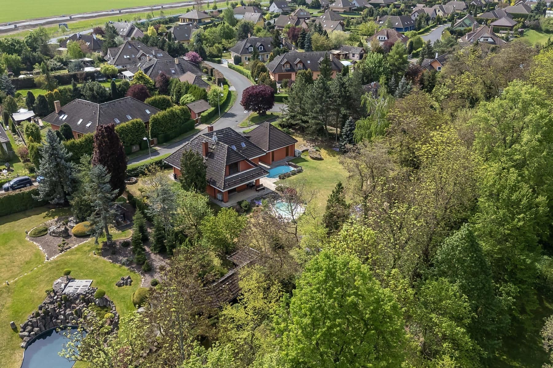 Predaj domu 243 m², pozemek 1.810 m², Nové Město nad Metují, Královéhradecký kraj Predaj domu 243 m², pozemek 1.810 m², Nové Město nad Metují, Královéhradecký kraj