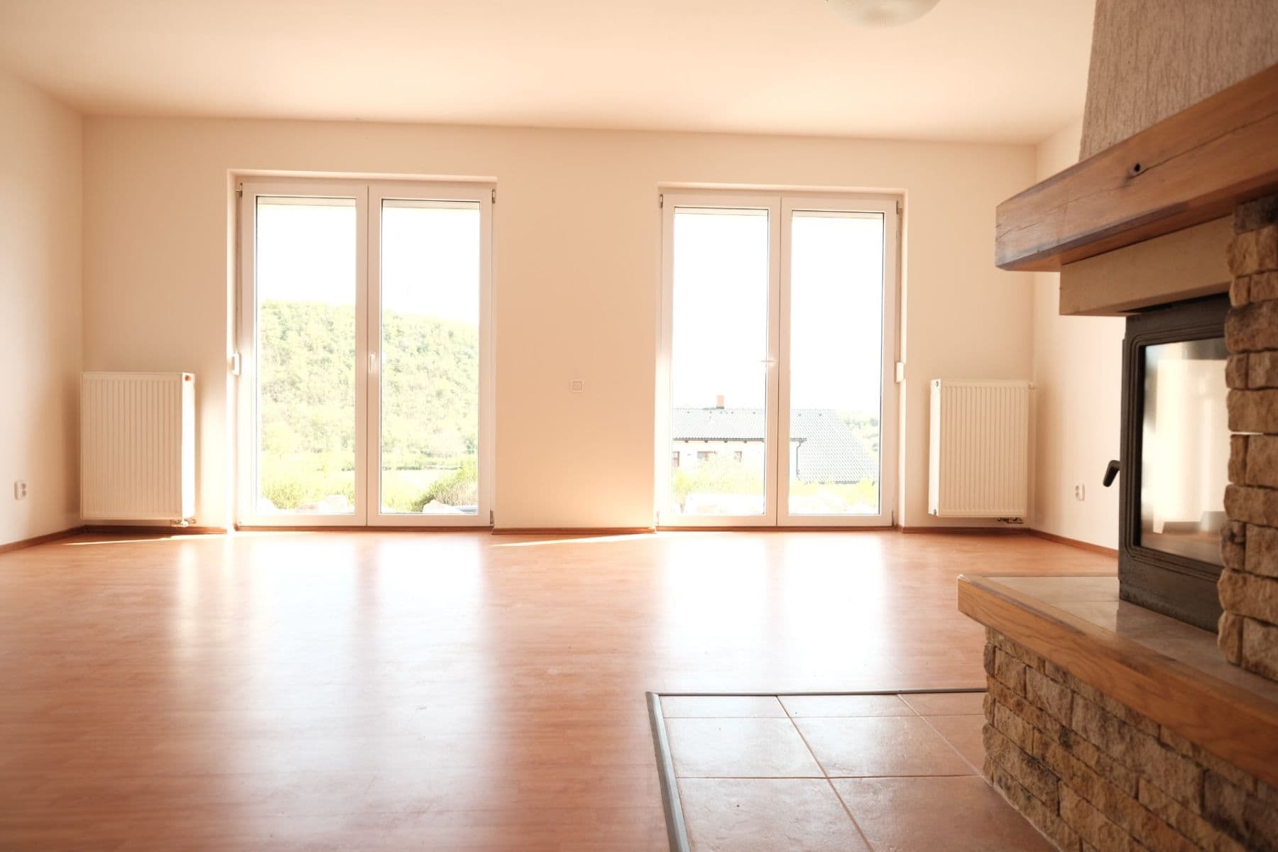 Prenájom domu 198 m², pozemek 1.038 m², Luční, Králův Dvůr, Středočeský kraj Prenájom domu 198 m², pozemek 1.038 m², Luční, Králův Dvůr, Středočeský kraj