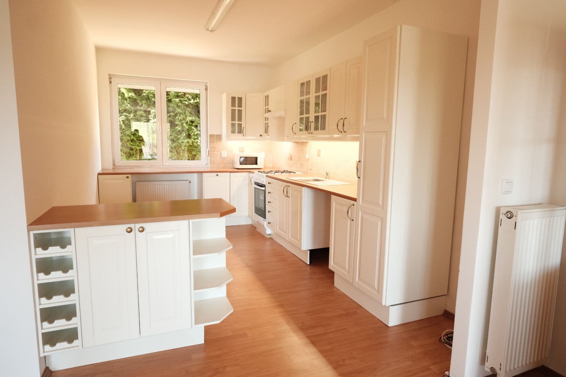 Prenájom domu 198 m², pozemek 1.038 m², Luční, Králův Dvůr, Středočeský kraj Prenájom domu 198 m², pozemek 1.038 m², Luční, Králův Dvůr, Středočeský kraj
