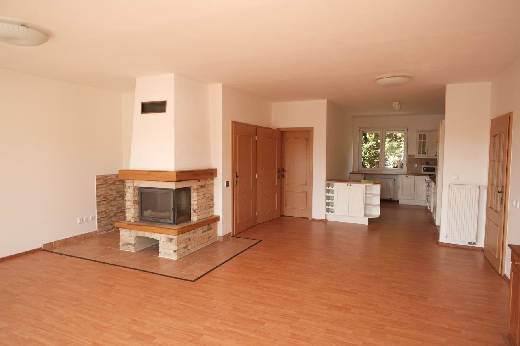 Prenájom domu 198 m², pozemek 1.038 m², Luční, Králův Dvůr, Středočeský kraj Prenájom domu 198 m², pozemek 1.038 m², Luční, Králův Dvůr, Středočeský kraj