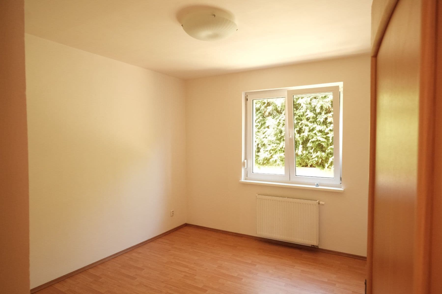 Prenájom domu 198 m², pozemek 1.038 m², Luční, Králův Dvůr, Středočeský kraj Prenájom domu 198 m², pozemek 1.038 m², Luční, Králův Dvůr, Středočeský kraj