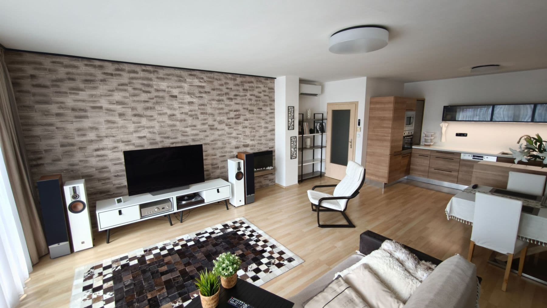 Predaj bytu 2-izbový 82 m², Na Harfě, Praha, Praha Predaj bytu 2-izbový 82 m², Na Harfě, Praha, Praha