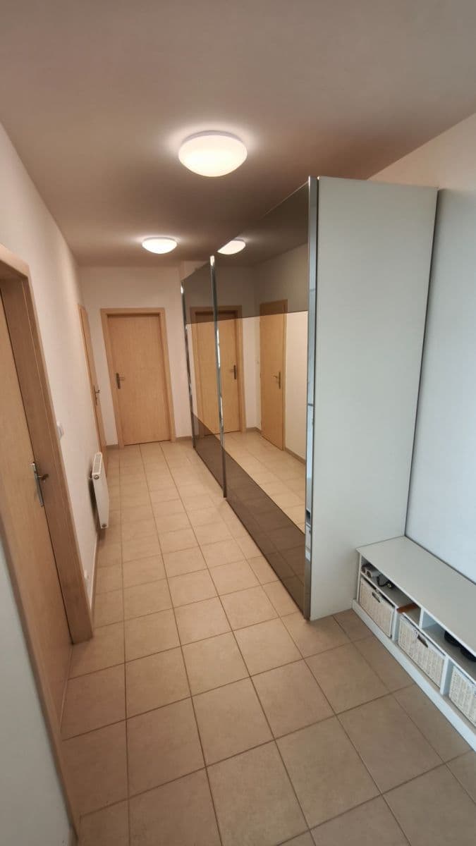 Predaj bytu 2-izbový 82 m², Na Harfě, Praha, Praha Predaj bytu 2-izbový 82 m², Na Harfě, Praha, Praha