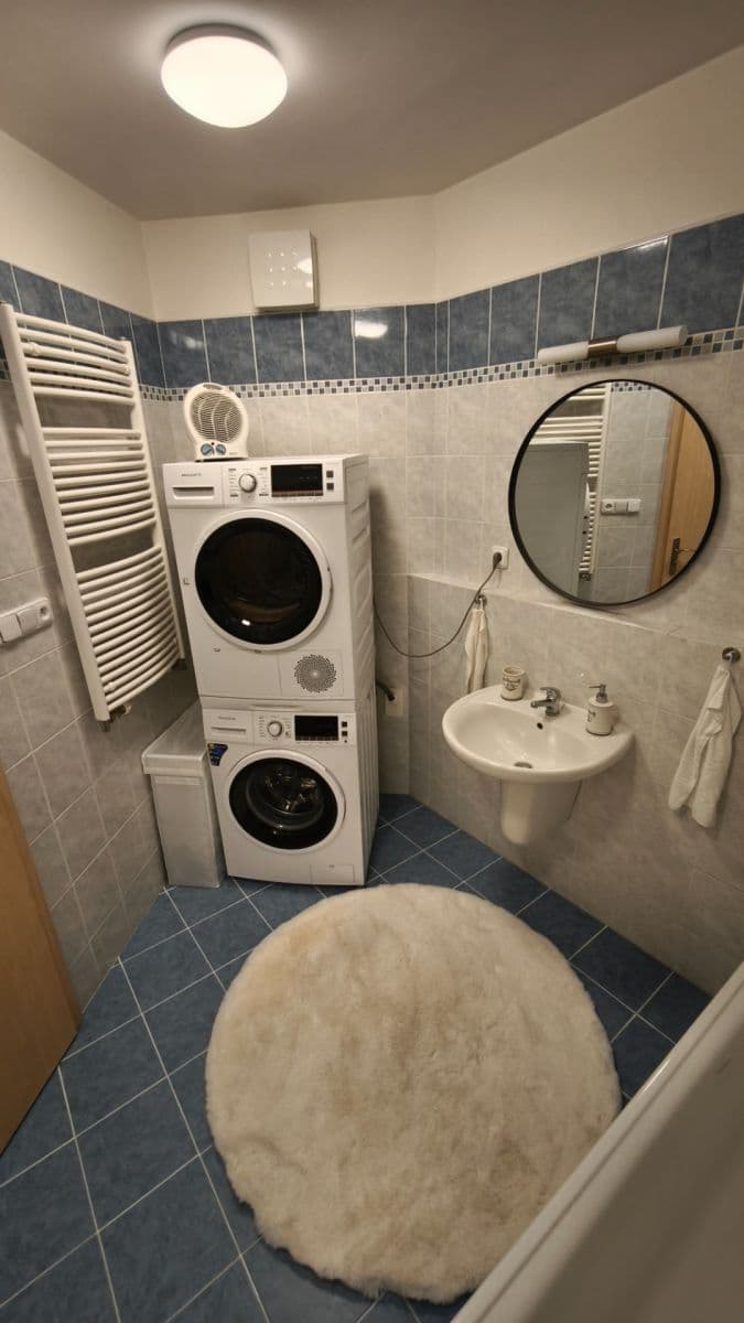 Predaj bytu 2-izbový 82 m², Na Harfě, Praha, Praha Predaj bytu 2-izbový 82 m², Na Harfě, Praha, Praha