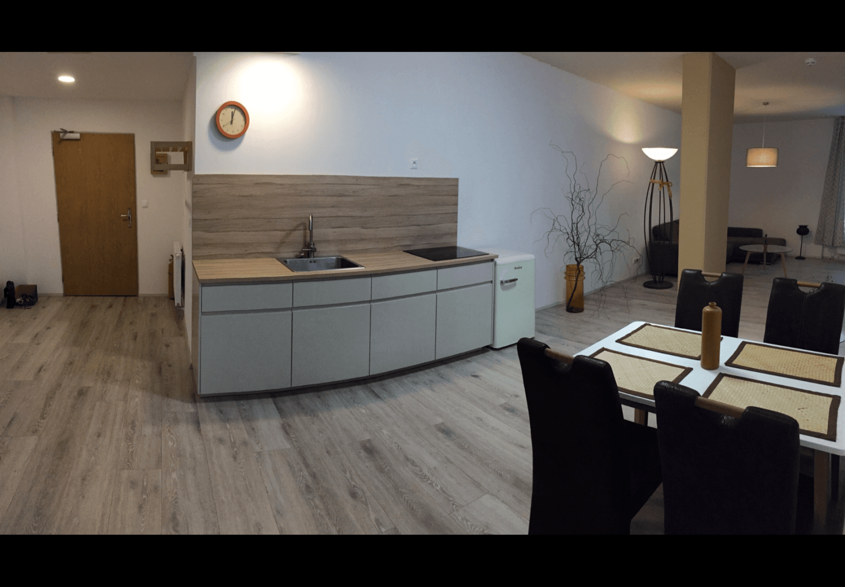 Prenájom bytu 3-izbový 92 m², Pod Dvorem, Praha, Praha Prenájom bytu 3-izbový 92 m², Pod Dvorem, Praha, Praha
