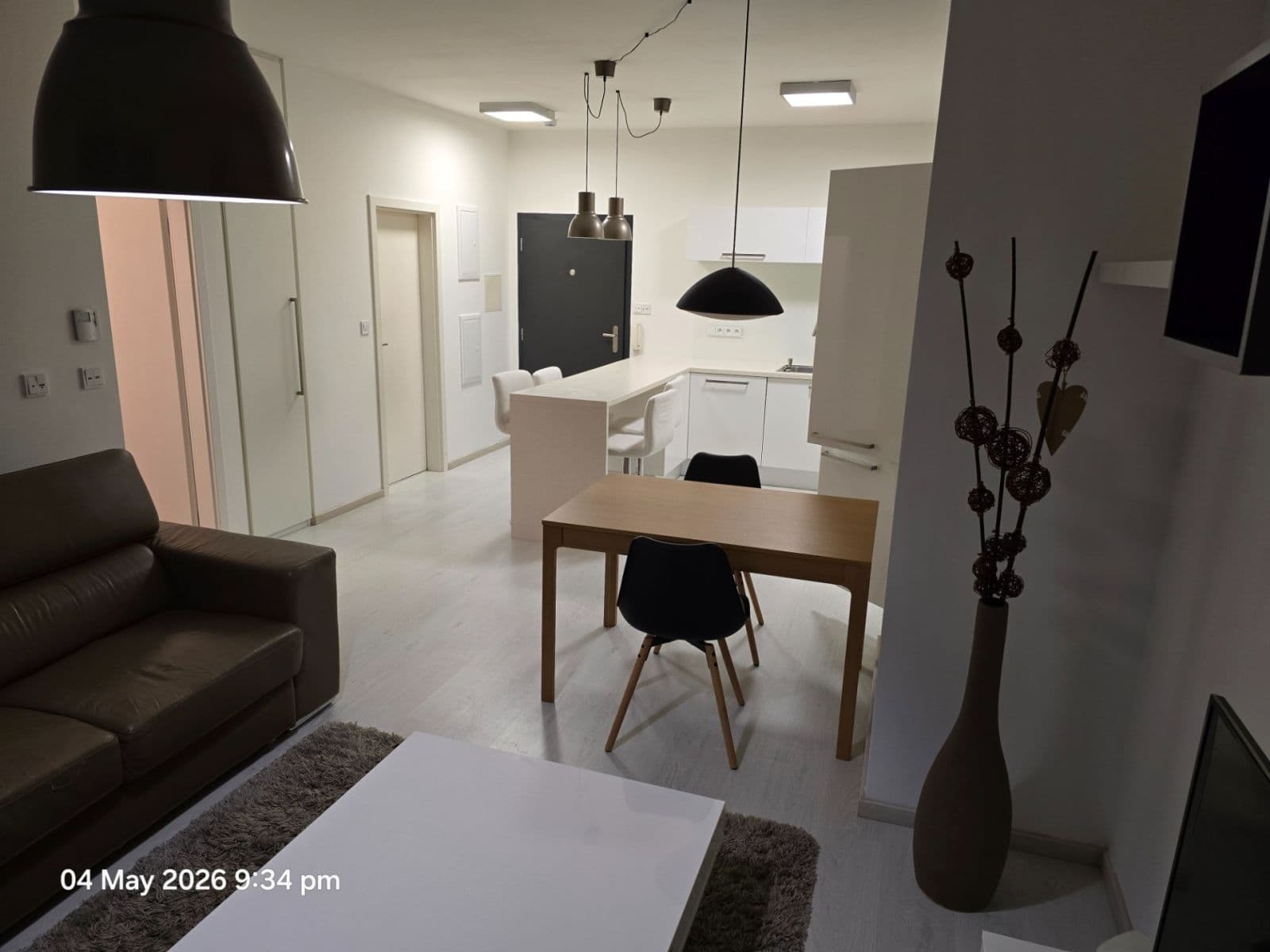 Prenájom bytu 2-izbový 56 m², Počernická, Praha, Praha Prenájom bytu 2-izbový 56 m², Počernická, Praha, Praha