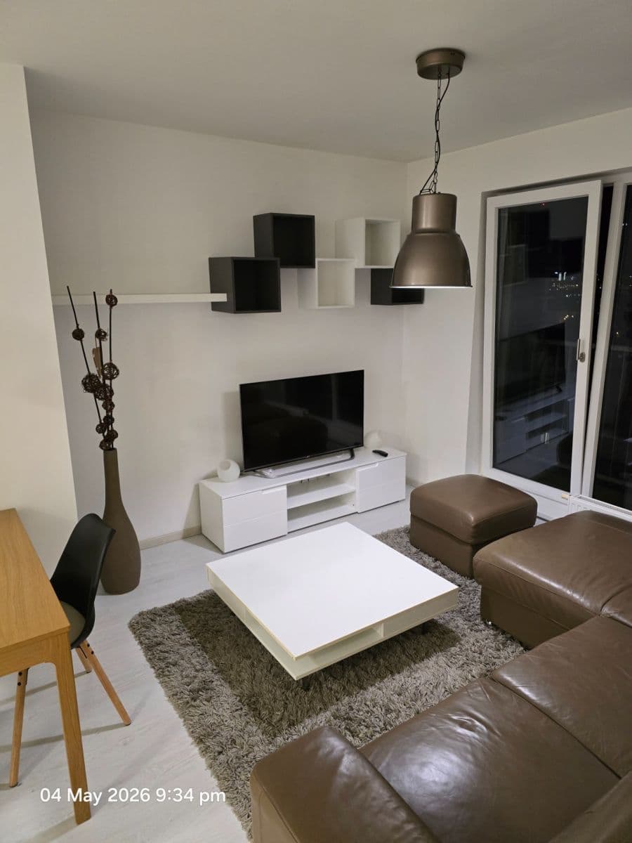 Prenájom bytu 2-izbový 56 m², Počernická, Praha, Praha Prenájom bytu 2-izbový 56 m², Počernická, Praha, Praha