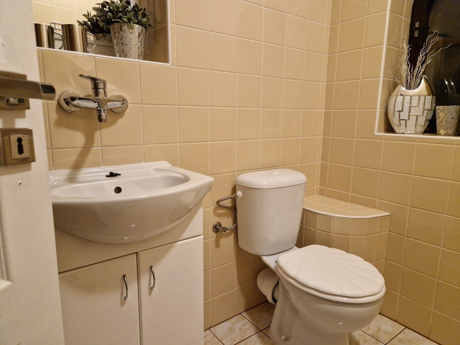 Predaj domu 193 m², pozemek 538 m², Lipová-lázně, Olomoucký kraj Predaj domu 193 m², pozemek 538 m², Lipová-lázně, Olomoucký kraj